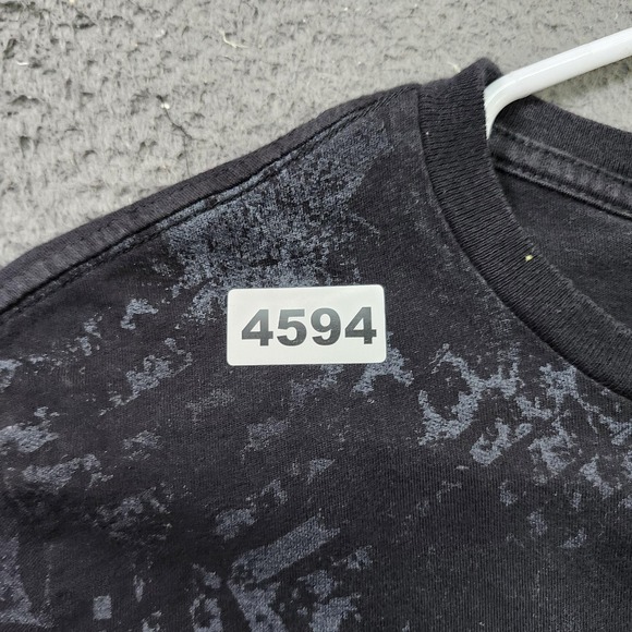 GUESS Shirt Mens Medium Black Panther Rhinestone Logo Graphic Tee Crewneck - Picture 6 of 6